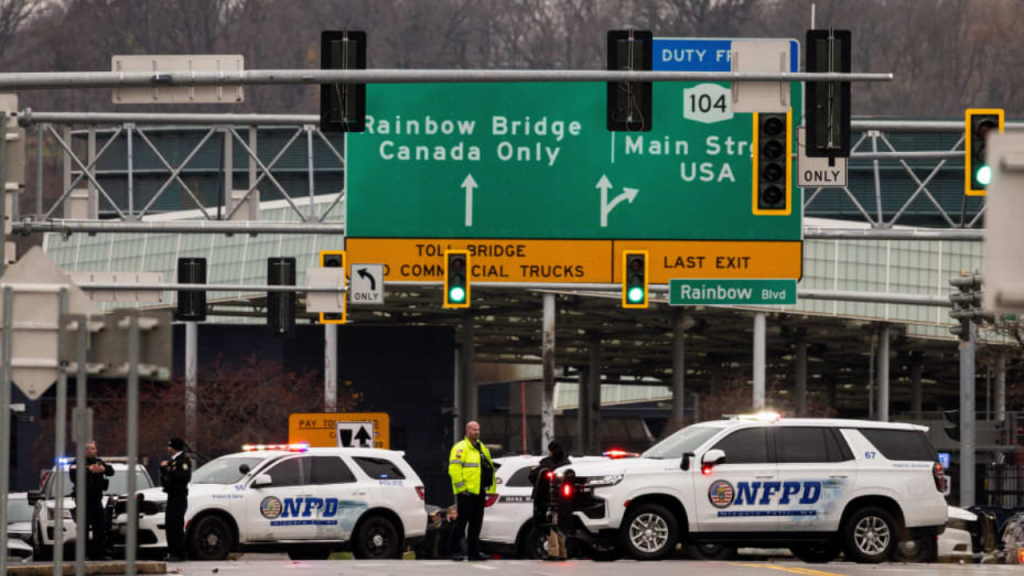 Governor Hochul Notifies New Yorkers of Us-Canada Border Bridge Closures!